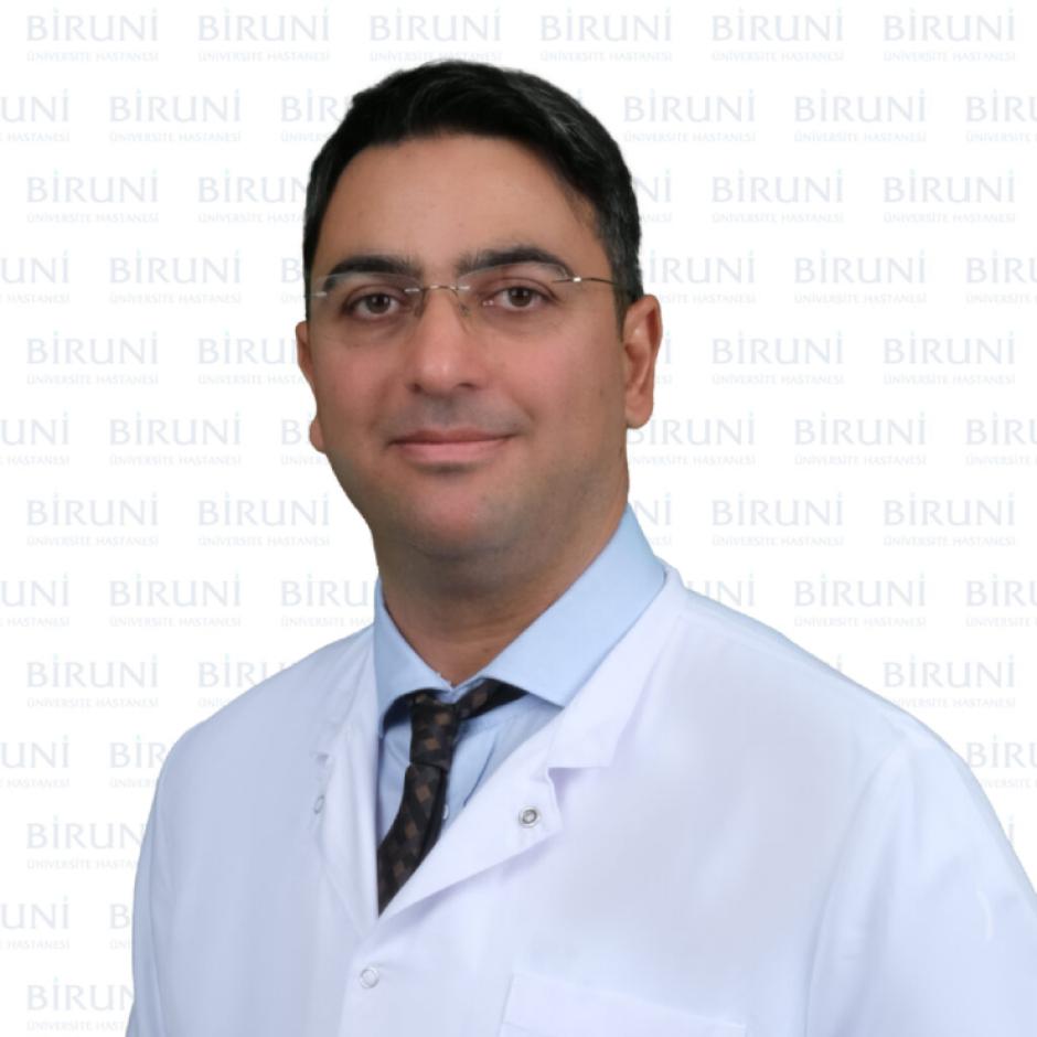 Prof. Associé Dr. Savaş SARIKAYA