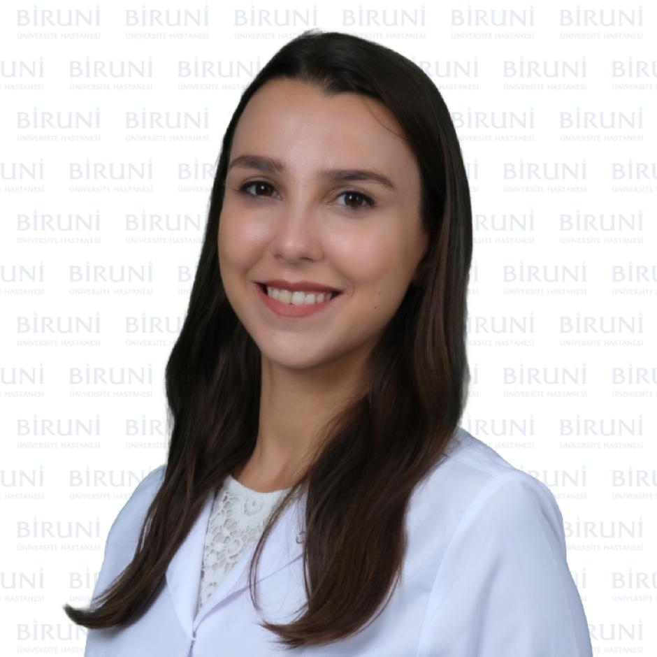 Prof. Chargé de Cours Dr. Begüm GÜNEŞ
